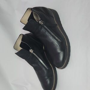 Django And Juliette Black Leather Ankle Boots With Zippers Size 37